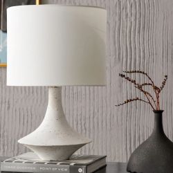 Белая настольная лампа “Шейди”