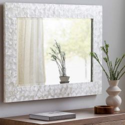 Зеркало в раме из перламутра “Брандо”