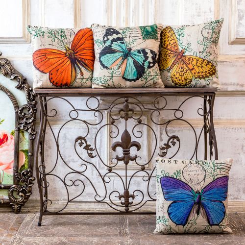 Интерьерная подушка «Почтовый роман», версия 3