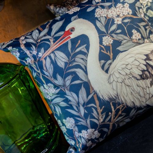 Подушка декоративная «Белая птица»
