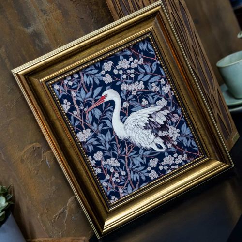 «Белая птица» картина в раме