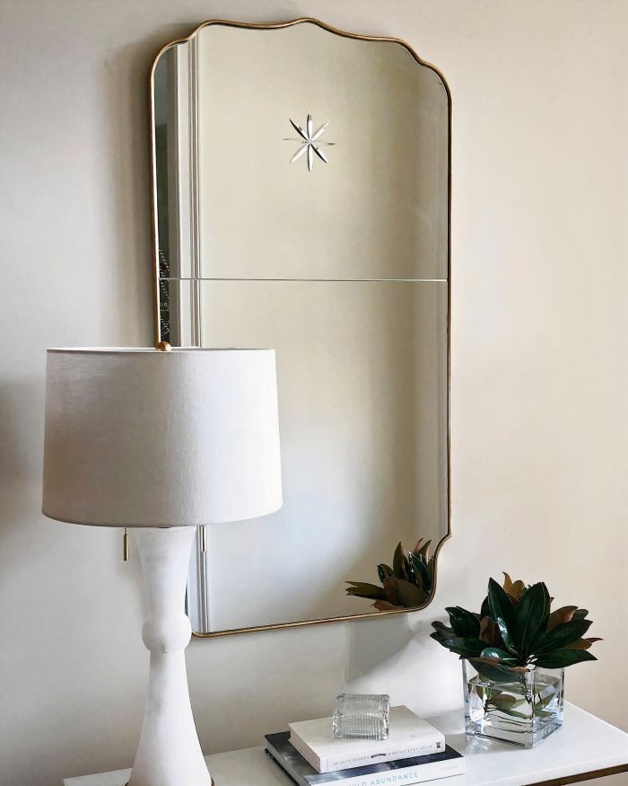 Настенное зеркало “Тартюф”