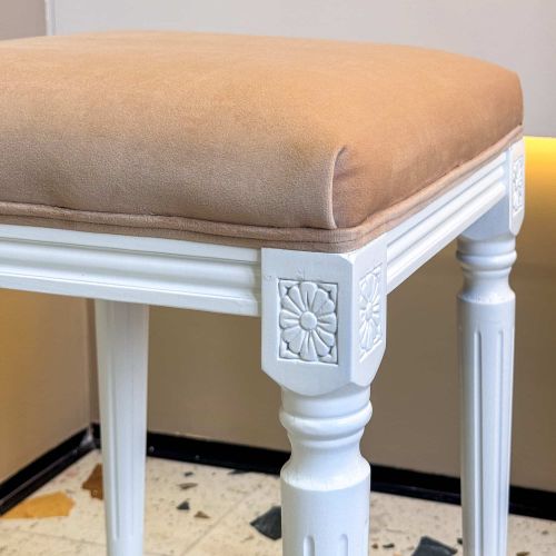 Банкетка малая «French Beige Petit», версия 2