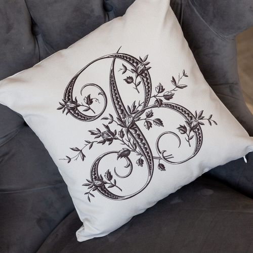 Арт-подушка «Монограмма буквы B»