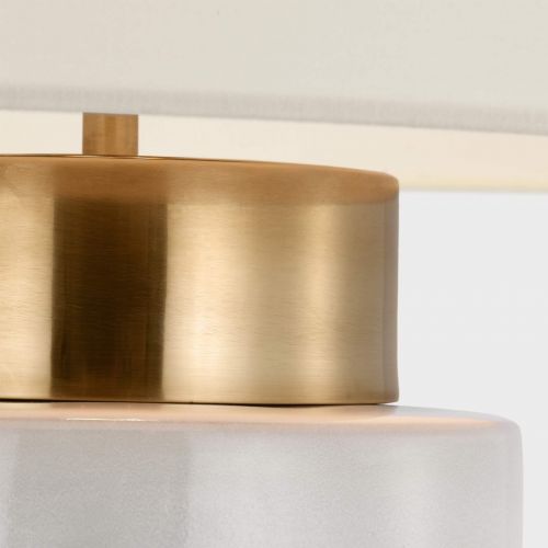 Бежевая настольная лампа “Бьют”