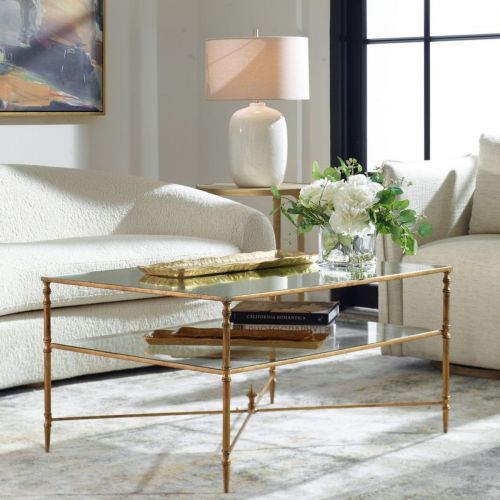 Золотой журнальный столик “Хьюго”