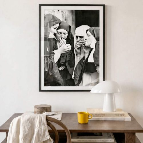 Постер “Nuns smoking”