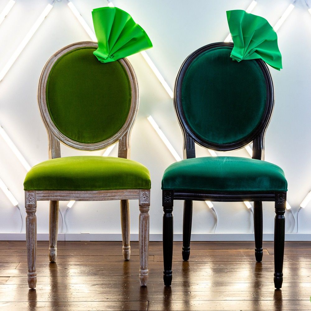 Стулья обеденные велюр. Стул Emerald dc5006. Manualmode Louis Chair стул. Стулья изумрудного цвета. Стулья для кухни изумрудного цвета.