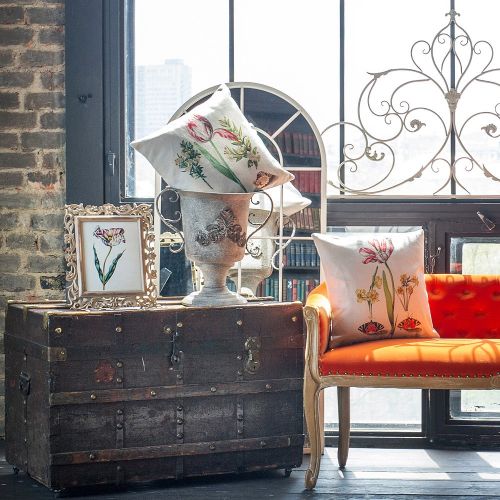 Интерьерная подушка «Ботаническое барокко», версия 5