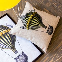 Интерьерная подушка «Монгольфьер», версия 3