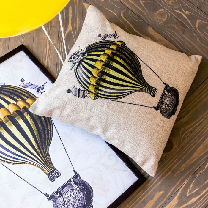 Интерьерная подушка «Монгольфьер», версия 3