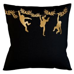 Интерьерная подушка «Три сестры»