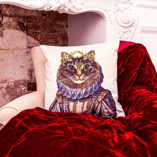 Декоративная подушка «Мисс Кошка»