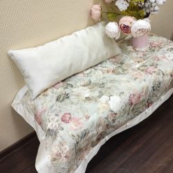 Накидка на кровать, саше Фелис пионы