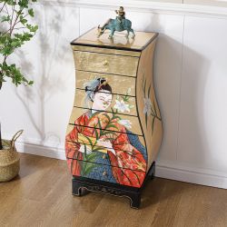 Комод-ваза Gold, Красивая девушка